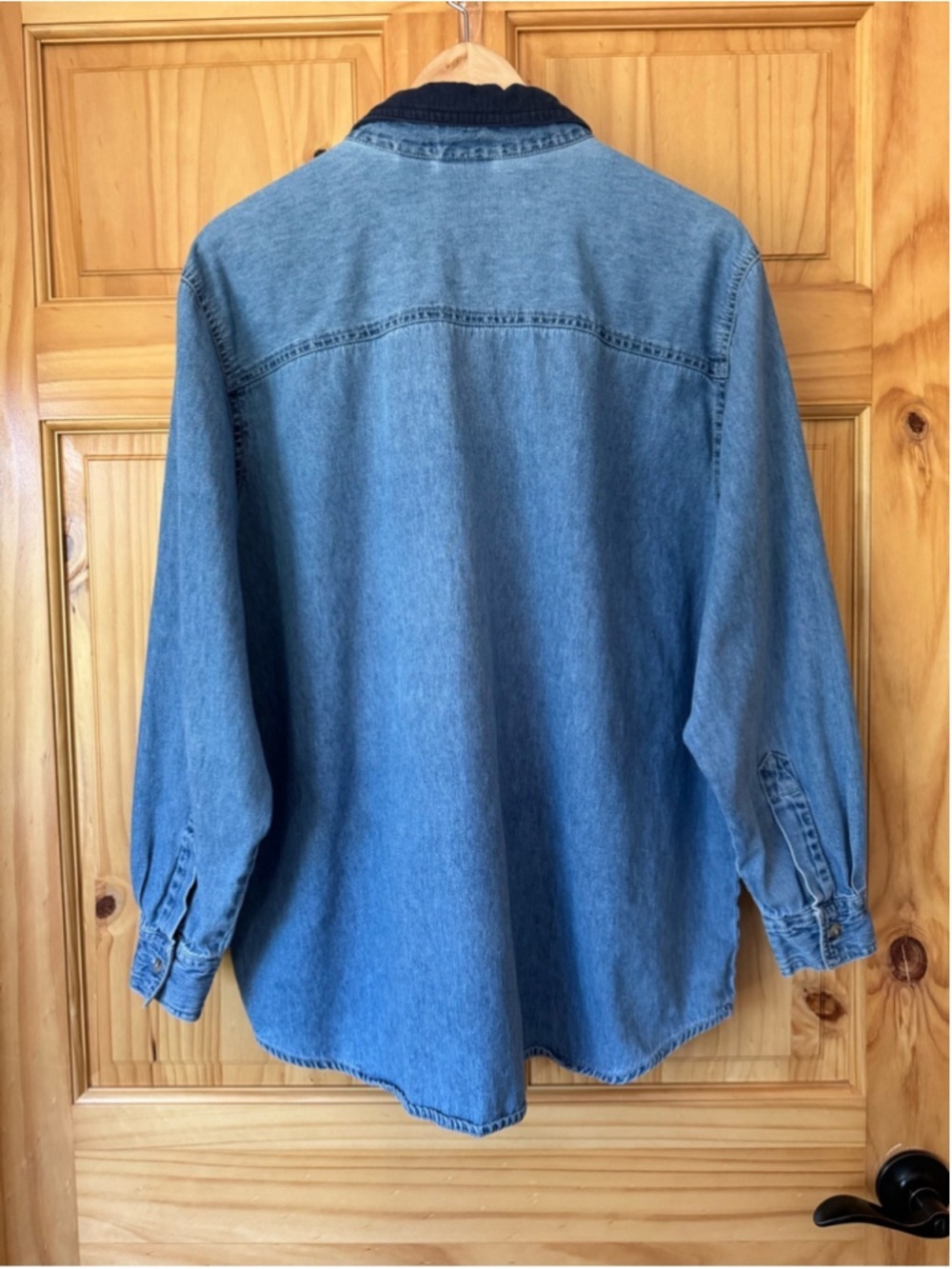 Disney Denim Shirt with Embroidered Pooh, Piglet and honeypot graphic size 20 - Picture 5 of 5